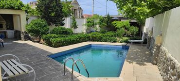 Həyət evləri və villaların satışı: Mərdəkan 6 otaqlı, 195 kv. m, Orta təmir — 10