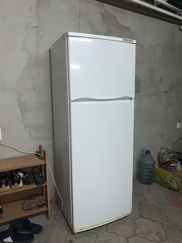 продаю бу холодилник: Холодильник Atlant, Б/у, Side-By-Side (двухдверный)