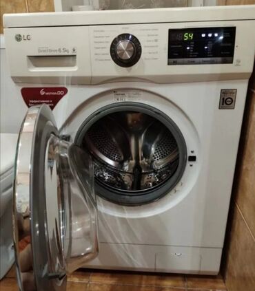 купить стиральную машину lg в бишкеке: Стиральная машина LG, Б/у, Автомат, До 6 кг, Компактная