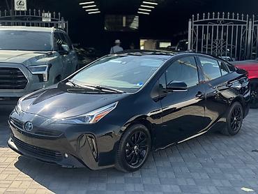 108: Toyota Prius: 2021 г., Автомат, Гибрид — 1