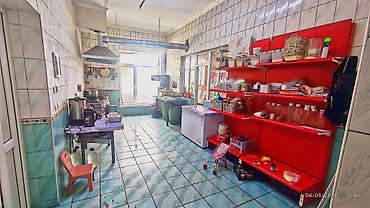 red centr: С. Садовое, главная дорога Сдается кафе Площадь: 240м2 2 этажа 2 — 4