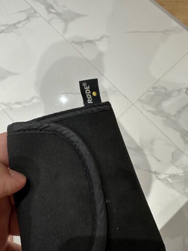 Mikrofonlar: Rode Wireless Go
Orijinal
Yaxa mikrofonu — 13