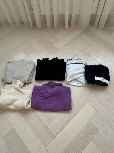 Dəstlər, kostyumlar: В связи с переездом в другую страну продам гардероб набором на размер — 26