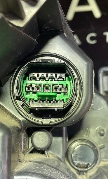 ls: Передняя левая фара Hyundai 2020 г., Б/у, Оригинал, Корея — 3