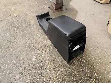 parksajd alati: NASLON ZA RUKU ZA VOLKSWAGEN PASSAT B5.5 | Naslon za Ruku VW Passat — 1