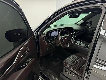 старый кадиллак эскалейд: Cadillac Escalade: 2021 г., 6.2 л, Автомат, Бензин, Внедорожник — 6