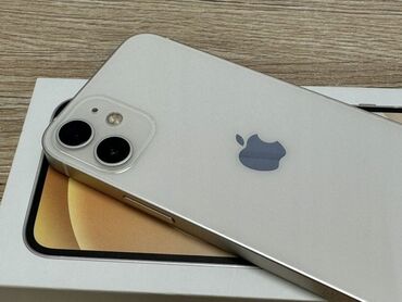 iphone рассрочка: IPhone 12, Б/у, 256 ГБ, Белый, Чехол, 76 %