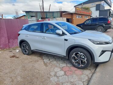 купить авто в рассрочку: BYD Yuan Plus: 2025 г., Электромобиль, Кроссовер
