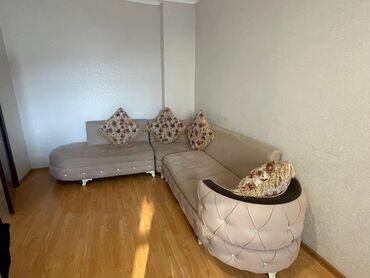 Divanlar: Divan, İşlənmiş, Çatdırılma yoxdur