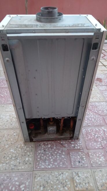 kombi bosch: ARCİO divar tipli komb pompası işləmir qardaş hissəsləri işlək