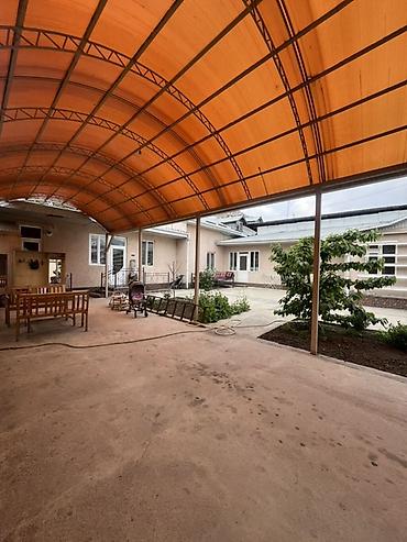 Продажа коттеджей и домов: Продается!Просторный частный дом с большим навесом во дворе - Уютный — 1