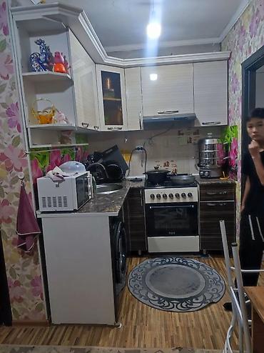 место отдыха: 1 комната, 30 м², Малосемейка, 2 этаж, Старый ремонт — 2