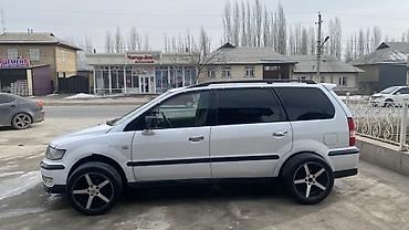 Mitsubishi: Mitsubishi Chariot: 2002 г., 2.4 л, Автомат, Бензин, Минивэн — 9