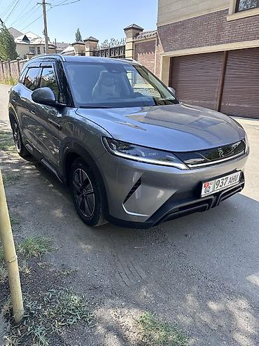 Транспорт: BYD Yuan Up: 2024 г., 0.1 л, Автомат, Электромобиль, Кроссовер — 2