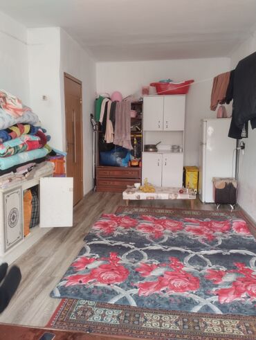 Продажа комнат: 37 м², Без мебели — 2