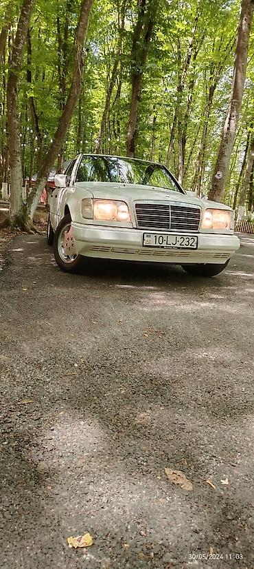 ilkin ödənişsiz yeni avtomobil: Mercedes-Benz W124: 2.2 l | 1994 il Sedan — 3