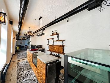 Коммерческая недвижимость: İcarəyə verilir obyekt 140 m², 28 May m. Daha 7 şəklə bax Agentlik 1 — 7