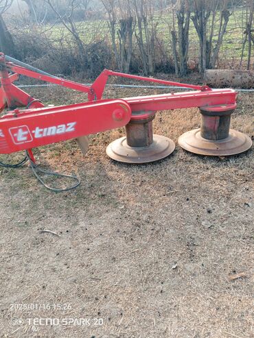 Traktorlar: Traktor Belarus (MTZ) 42, 1988 il, 42 at gücü, motor 4.2 l, İşlənmiş — 18