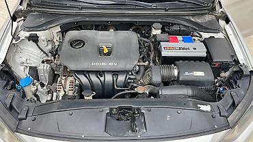 елантра 2018 год: Hyundai Elantra: 2018 г., 2 л, Автомат, Бензин, Седан — 7