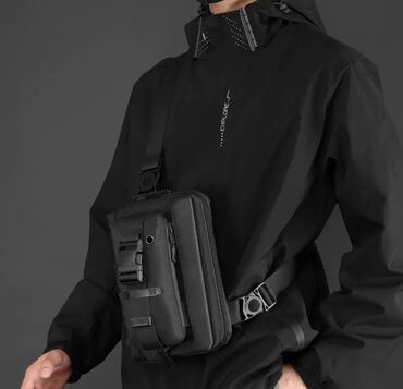 Барсетки: ПРОДАЮ НОВУЮ,КАЧЕСТВЕННУЮ И ОЧЕНЬ СТИЛЬНУЮ СУМКУ/БАРСЕТКУ.НЕ — 1