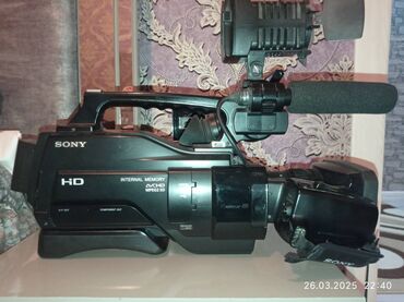 fed 3 fotoaparat: Sony 1500 hd videokamera satıram tecılı,az istifadə olunub, sumka 3