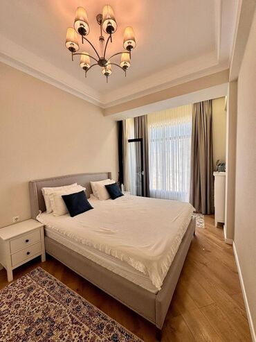 Помещения свободного назначения: 3 комнаты, 80 м², Элитка, 13 этаж, Дизайнерский ремонт