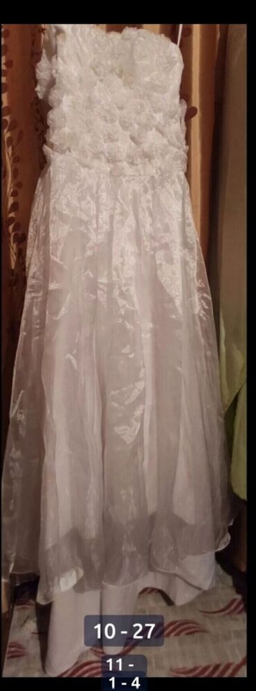 Ziyafət donları: Satilir ucuz giymete heresinin oz giymeti var — 31