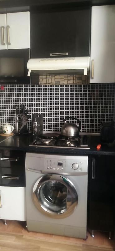 Köhnə tikili: Bakı, NZS, 3 otaqlı, Köhnə tikili, 64 kv. m — 4