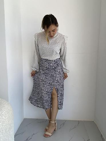 Юбки: Юбка миди с разрезом сбоку От 300 сом, оптом 250 сом в наличии 350 шт — 10