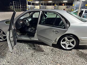 Mercedes-Benz: Mercedes-Benz E-Class: 2001 г., 3.2 л, Автомат, Бензин, Седан — 1