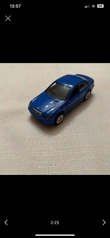 lego oyuncaq: Mavi rəngli metal oyuncaq maşın modeli - Korpus: metal die-cast — 1