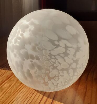 пенопластовые шарики бишкек: Симпатичный стеклянный плафончик от люстры, одна штука. Диаметр