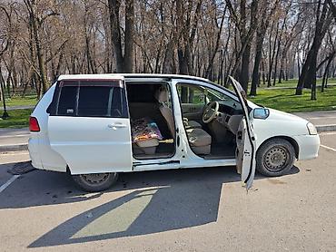 Nissan: Nissan Liberty: 2004 г., 2 л, Вариатор, Бензин, Минивэн — 5