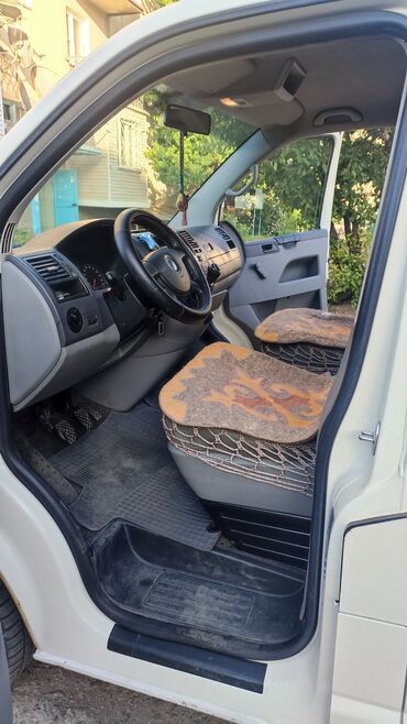 Volkswagen: Volkswagen Multivan: 2007 г., 1.9 л, Механика, Дизель, Универсал — 10