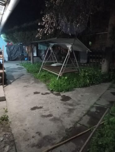 сдаю пол дома рабочий городок: 25 м², 1 комната