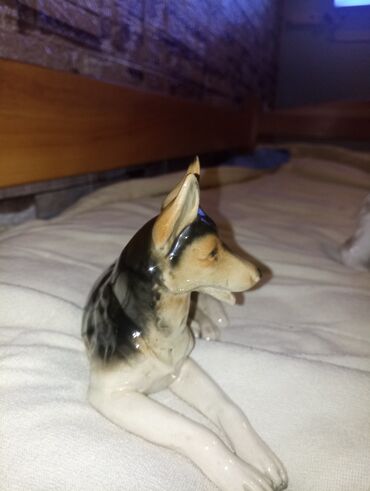 predmeta za rsd: Keramicka figurica psa rase nemacki ovcar u originalom stanju cene