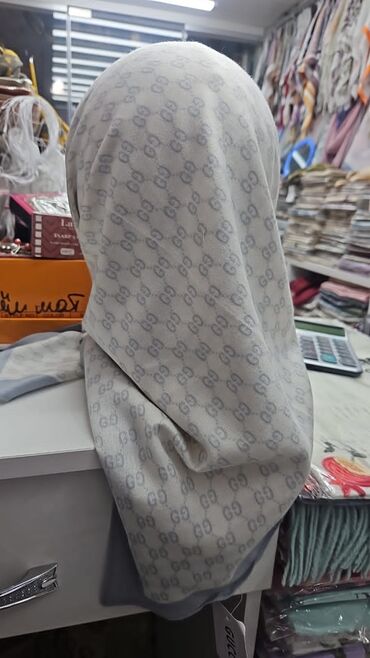 Платки: Платок, Осень-весна, С узорами — 3