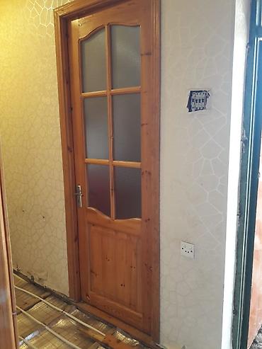 qoz qapı: Taxta şüşəli otaq qapısı - Material: təbii ağac çərçivə və panel — 2