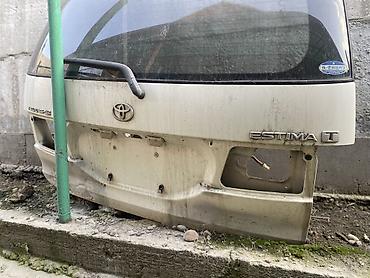 значек тойота: Крышка багажника Toyota, Б/у, Оригинал — 2