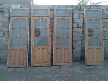 İşlənmiş Otaq qapısı Zamok ilə, Ünvandan götürmə