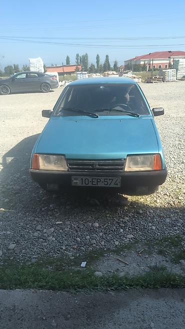 fara kia 25: LADA Samara (VAZ 2109) – hetçbek qiyməti 3000 Xüsusiyyətlər: - Kuzov — 4