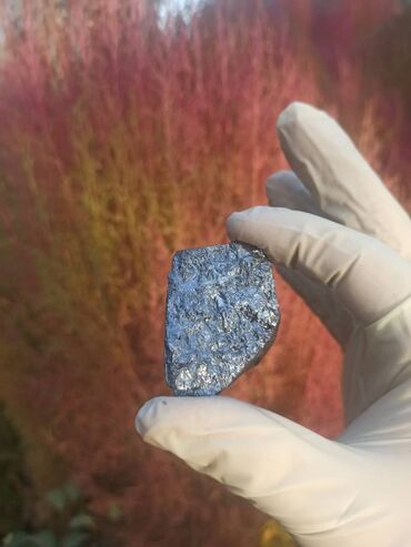 Digər kolleksiyalar: 💎 Təbii Terahertz (Silisyum) daşı😍 Qiymət👉🏻 ölçüsünə görə dəyişir ( 15 — 5