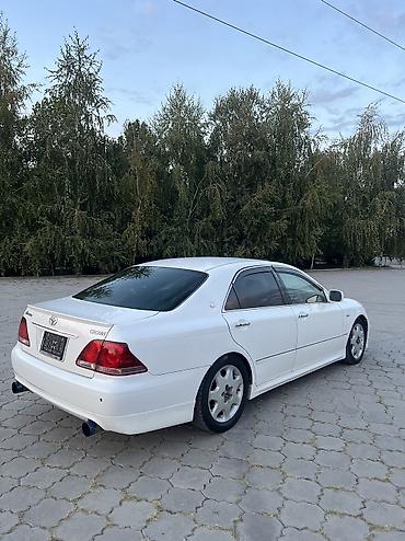 карона премио: Toyota Crown: 2004 г., Бензин — 4