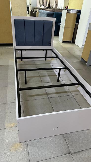 Полутороспальные кровати: Кровать полуторка, олноспальная с фабричным матрасом. Каркас — 5