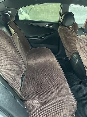 byd e2 2024: Hyundai Sonata: 2010 г., 2 л, Автомат, Газ, Седан — 10