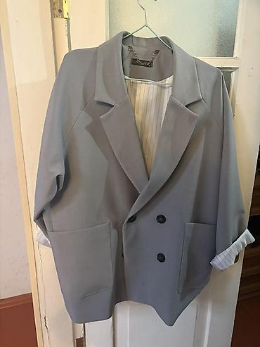 Pencəklər: Qadın üçün qısa bleizer/jaket - Rəng: açıq boz - Kəsim: oversize — 2