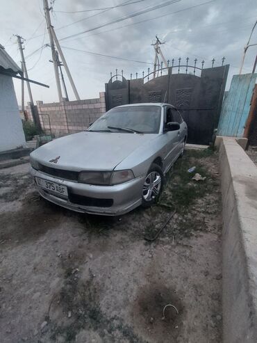 шипованные шины б у: Mitsubishi Lancer: 1997 г., 1.3 л, Механика, Бензин, Седан