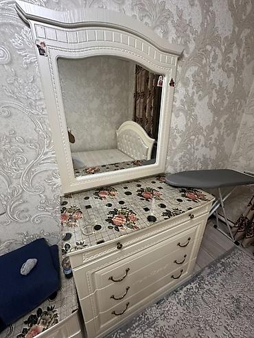 спальный гарнитур: Спальный гарнитур, Б/у, Двуспальная кровать, Шкаф, Комод, Дерево, Самовывоз, Платная доставка, цвет - Бежевый — 3