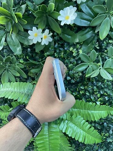 tank x: IPhone 15, 128 GB, Ağ, Face ID — 5