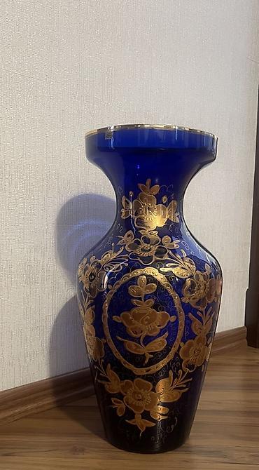 Вазы: Одна ваза, Богемское стекло — 1